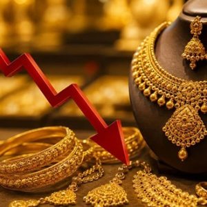 Gold and Silver Prices Fall in Chennai Today; 22K Gold Down by ₹50