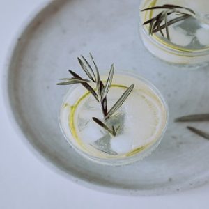 Soaking feet in rosemary water will be beneficial in these ways!!