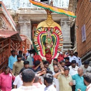 ஆடி பூரம் 10ம் நாள்: சிவகங்கை தீர்த்தத்தில் அருள்மிகு பராசக்தி அம்மன் தீர்த்தவாரி!