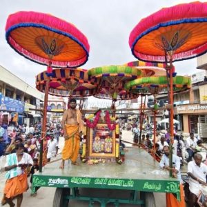 திருவண்ணாமலை தீபத் திருவிழாவில் பல்லாவரம் அருணாச்சலா சேவா அறக்கட்டளையின் திருக்குடை உபய நிகழ்வு!